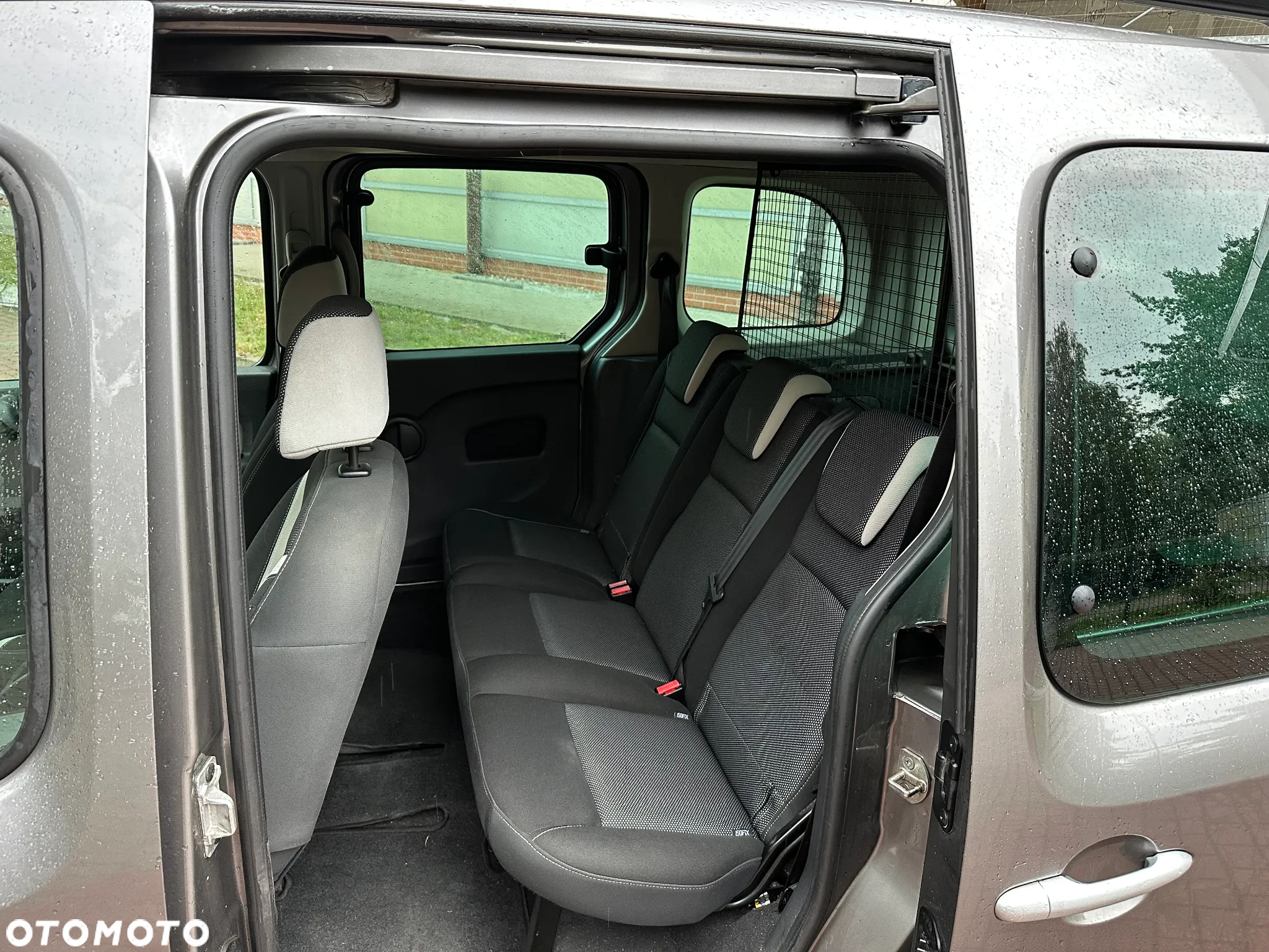 Renault Kangoo 1.6 16V Privilege Plus - 10