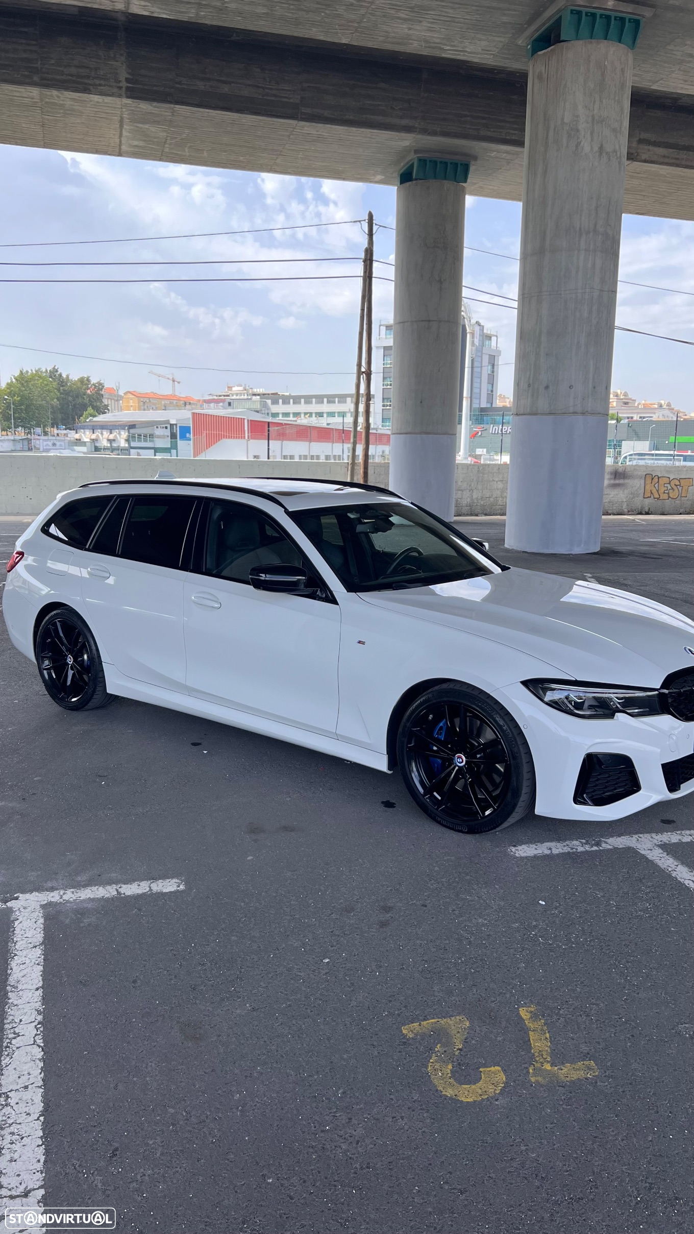 BMW M340 d Touring xDrive - 3