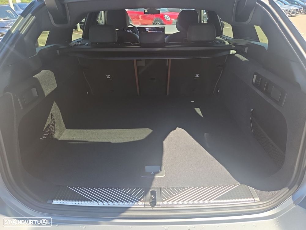 BMW i5 eDrive40 Pack Desportivo M Pro — fotografia 21