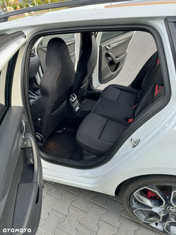 Skoda Octavia 2.0 TSI RS 230 DSG - 14