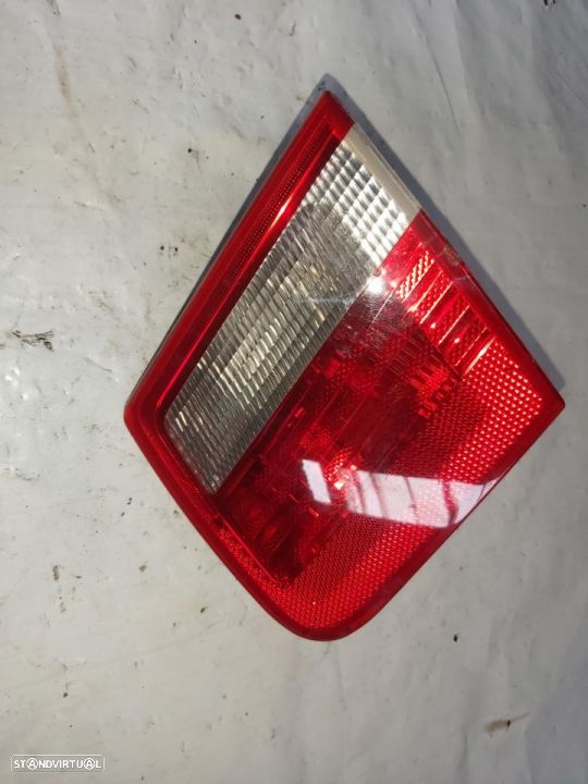 Farolim Mala Esquerdo Bmw E46 136cv  carrinha - 1