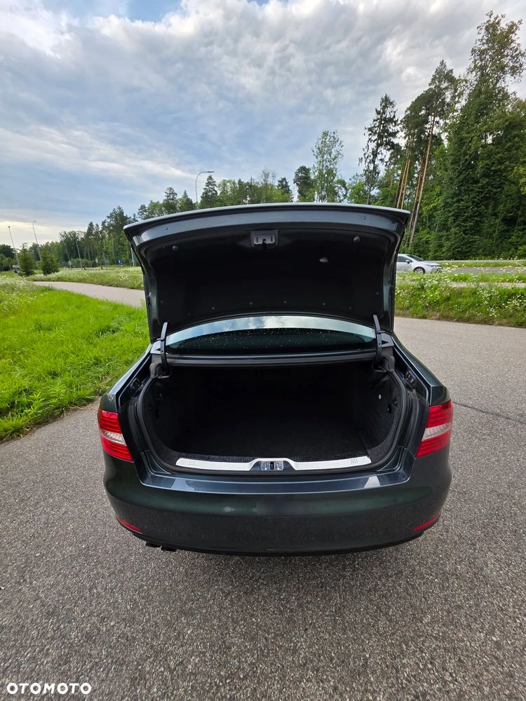 Skoda Superb 2.0 TDI Ambition - 12