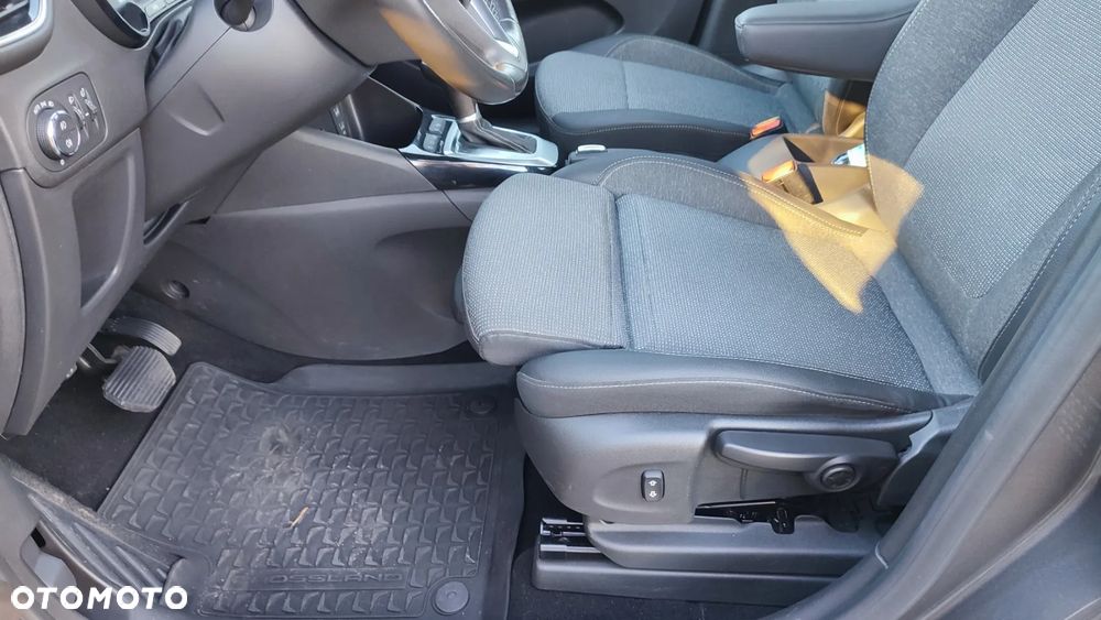 Opel Crossland - 13