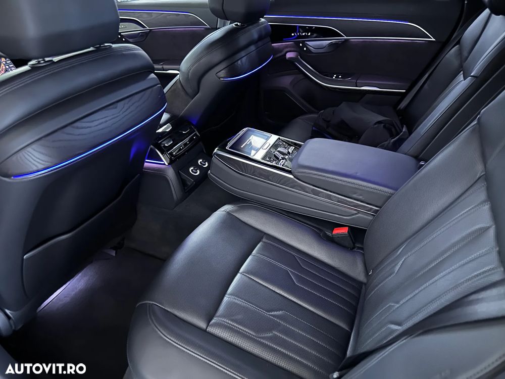 Audi A8 55 TFSI quattro Tiptronic - 35