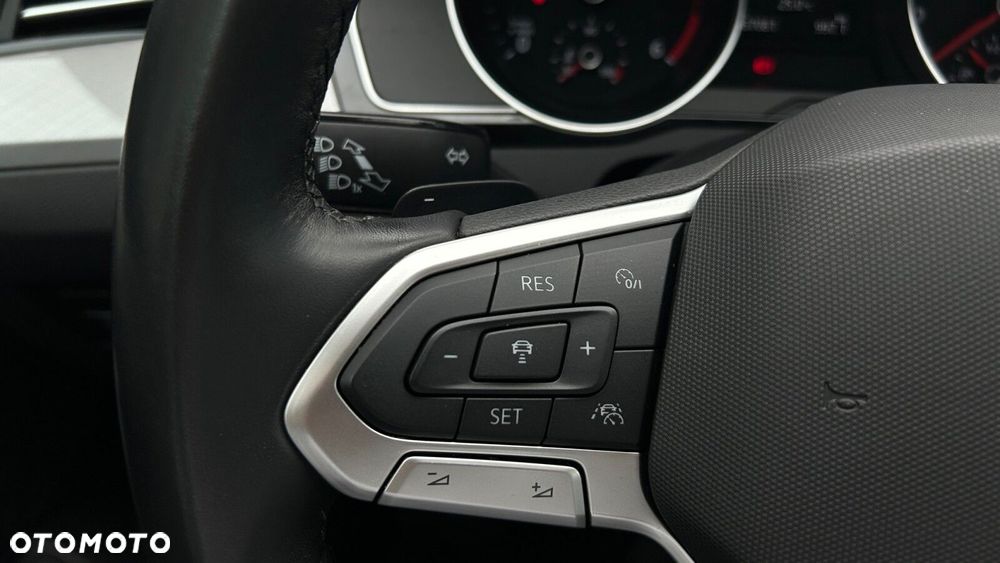 Volkswagen Passat 2.0 TDI EVO Business DSG - 16