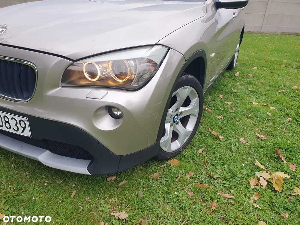BMW X1 xDrive20d - 10