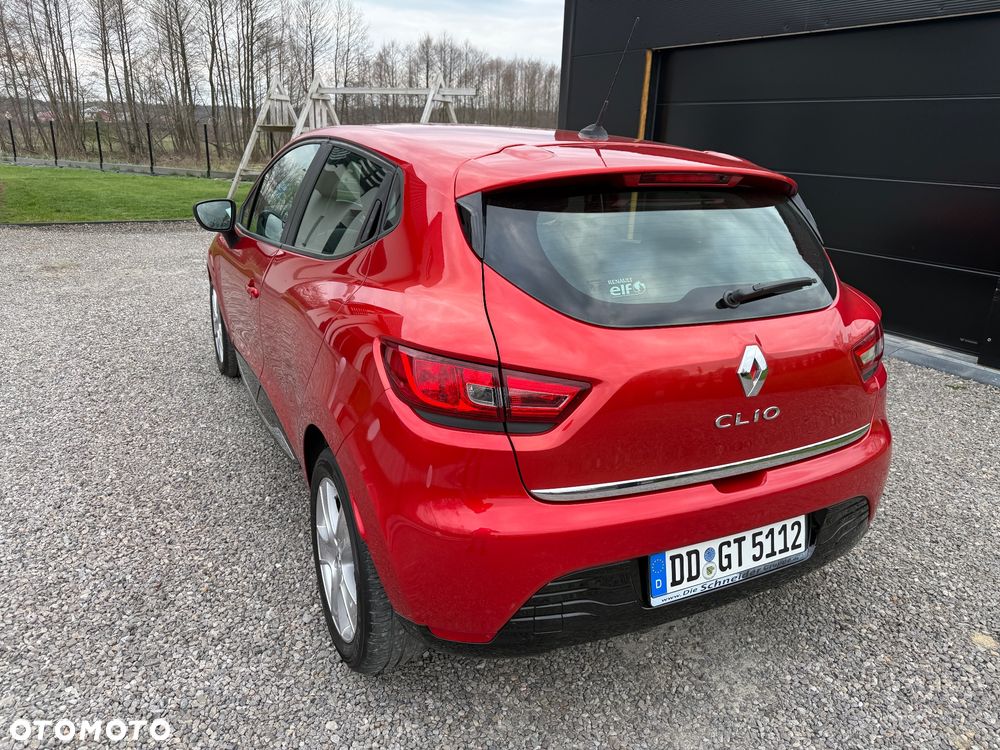 Renault Clio 1.2 16V 75 Dynamique - 13