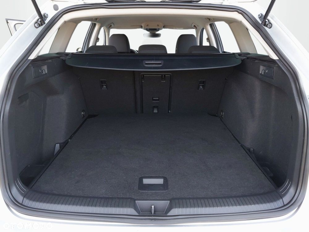 Volkswagen Golf 1.5 TSI EVO Life - 12