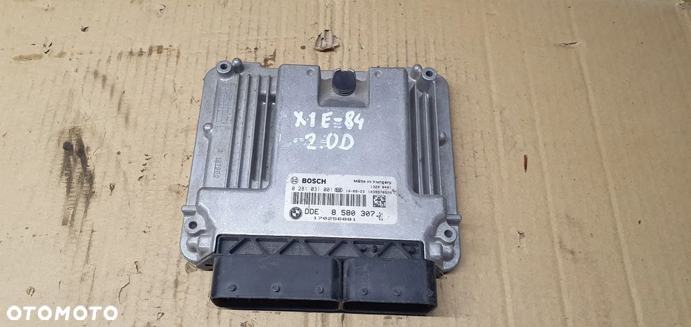 Komputer sterownik ECU BMW X1 E84 2.0D 8580307 - 1