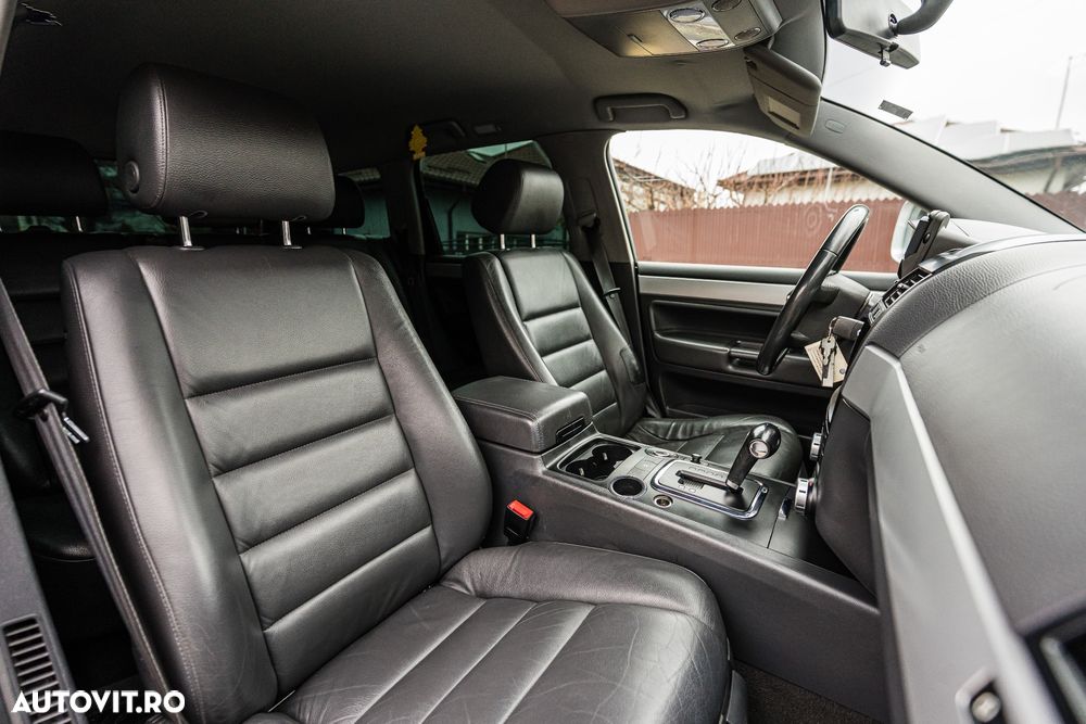 Volkswagen Touareg 3.0 V6 TDI Tipt. - 9