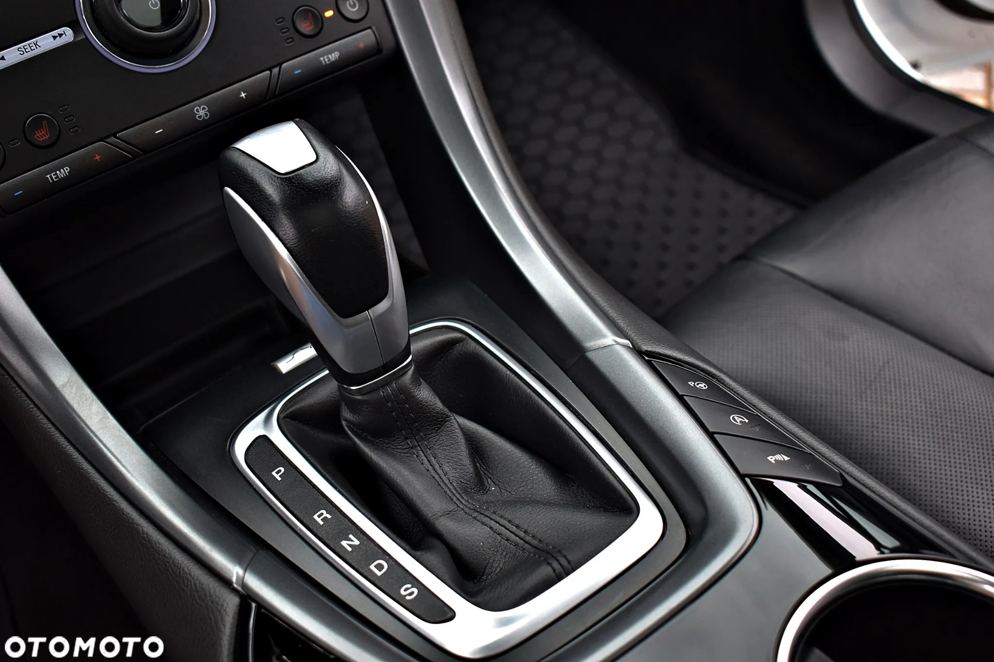 Ford Mondeo - 21