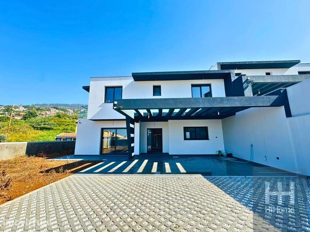 Moradia Geminada T3 - São Roque, Funchal - Grande imagem: 4/36