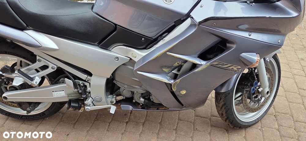 Yamaha FJR - 11