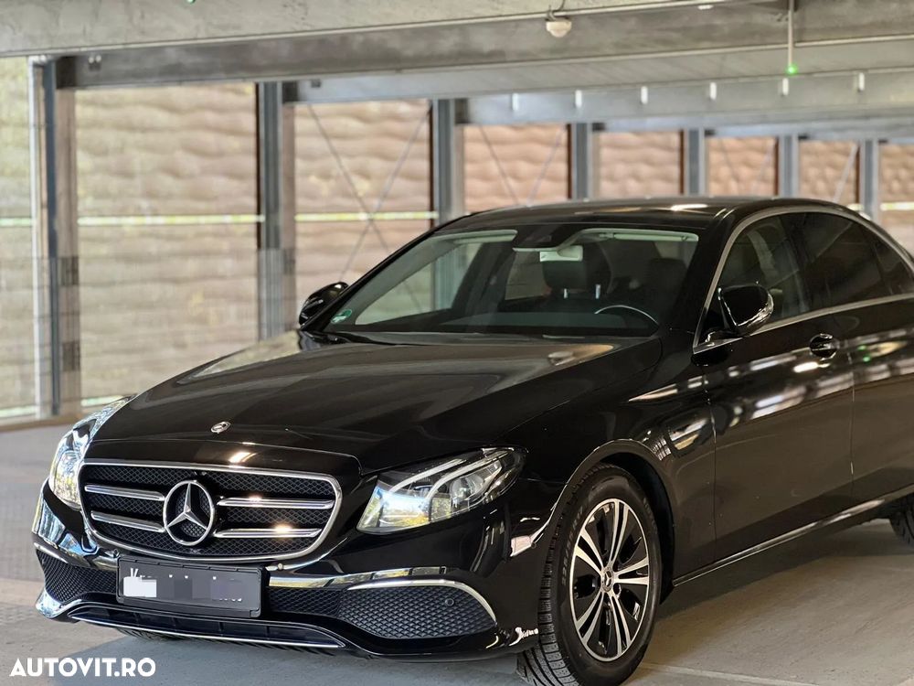 Mercedes-Benz E 220 d T 9G-TRONIC AMG Line - 18