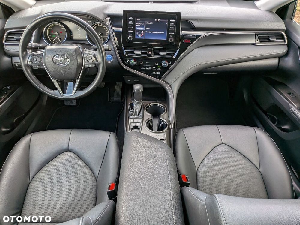 Toyota Camry 2.5 Hybrid Comfort CVT - 23