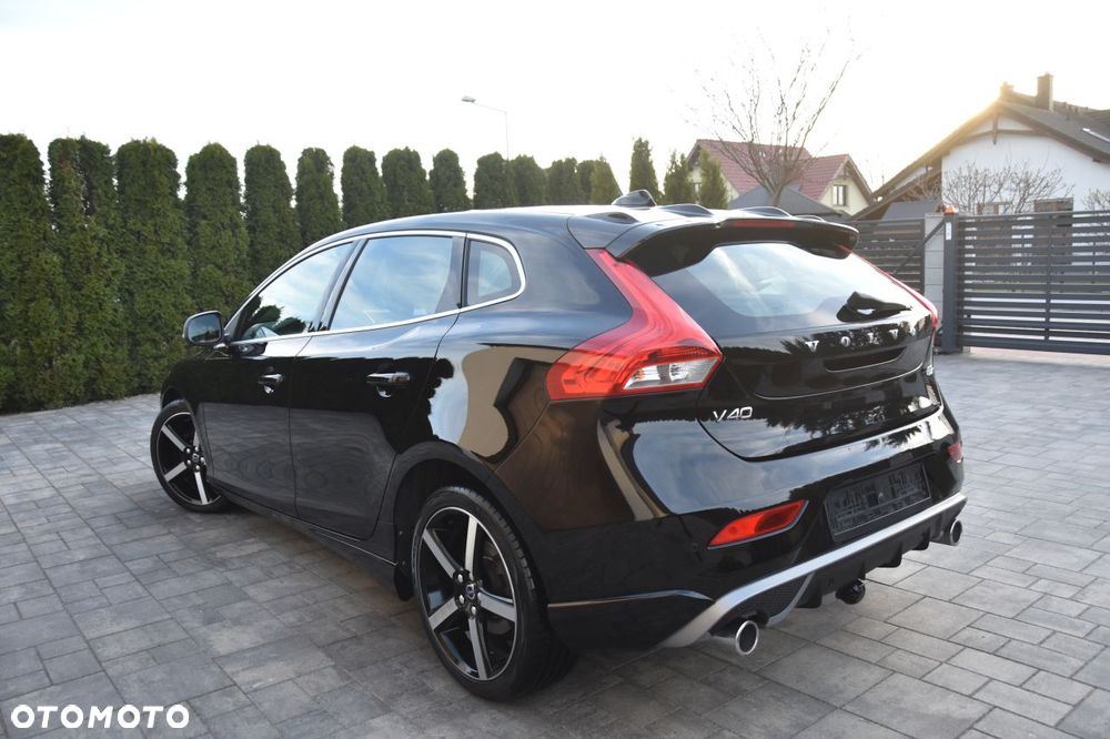 Volvo V40 D2 Drive-E R-Design Momentum - 6
