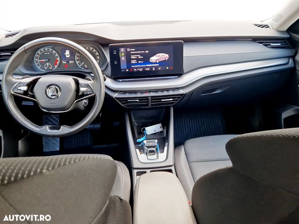 Skoda Octavia 2.0 TDI DSG Ambition - 13