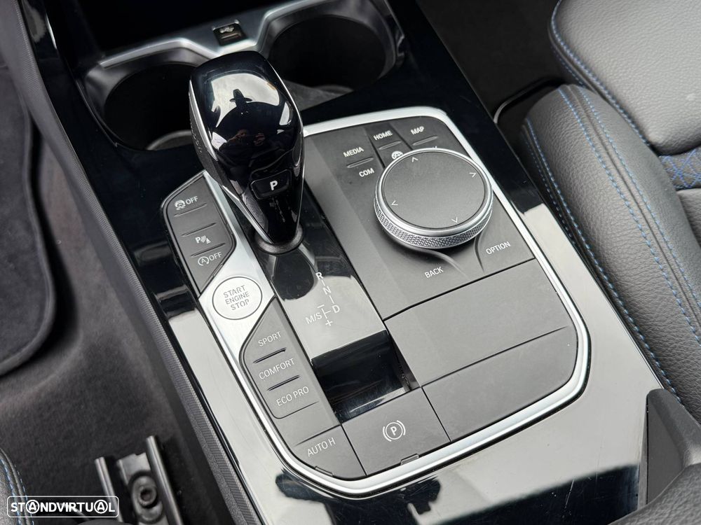 BMW 116 d Pack Desportivo M Auto - 14
