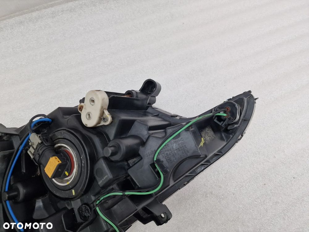 HYUNDAI GRAND SANTA FE III 12- PRAWY HALOGEN LED / DRL , SPRAWNY LED , NR 92202-B8 / 92202-B8100 , NR AUKCJI H264 - 11