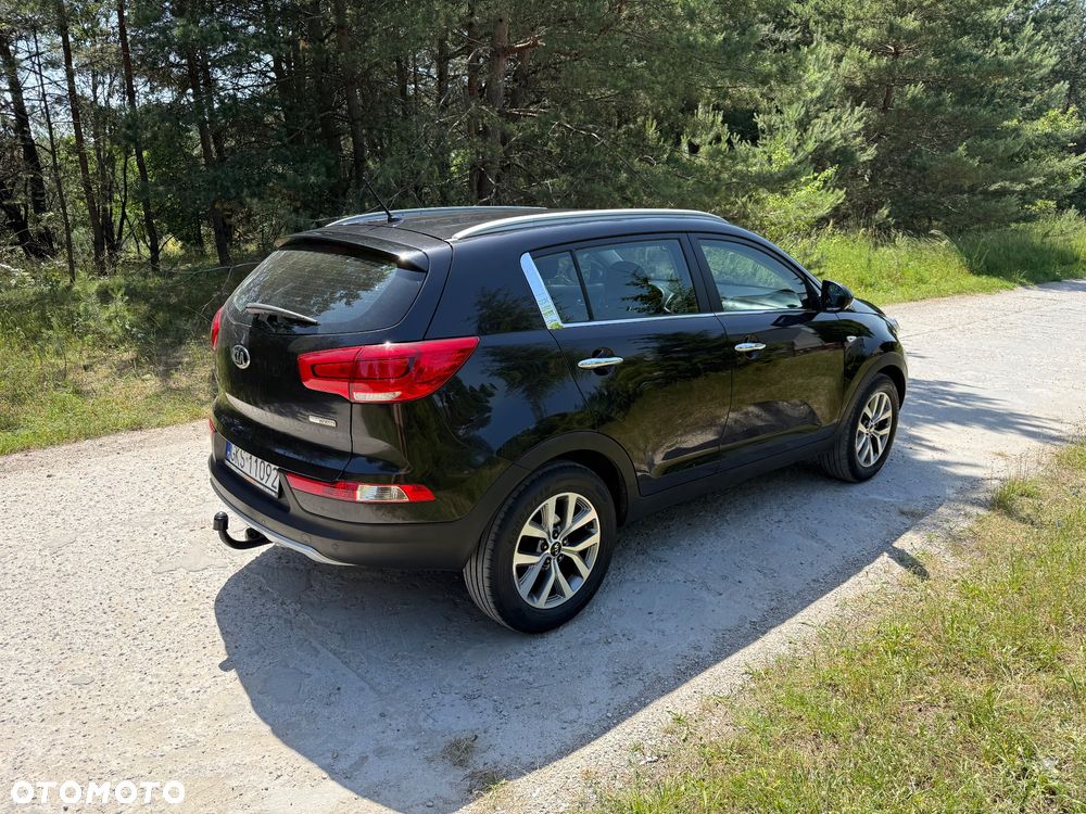 Kia Sportage 1.7 CRDI 2WD Dream-Team Edition - 3
