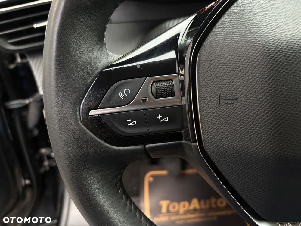 Peugeot 2008 - 23