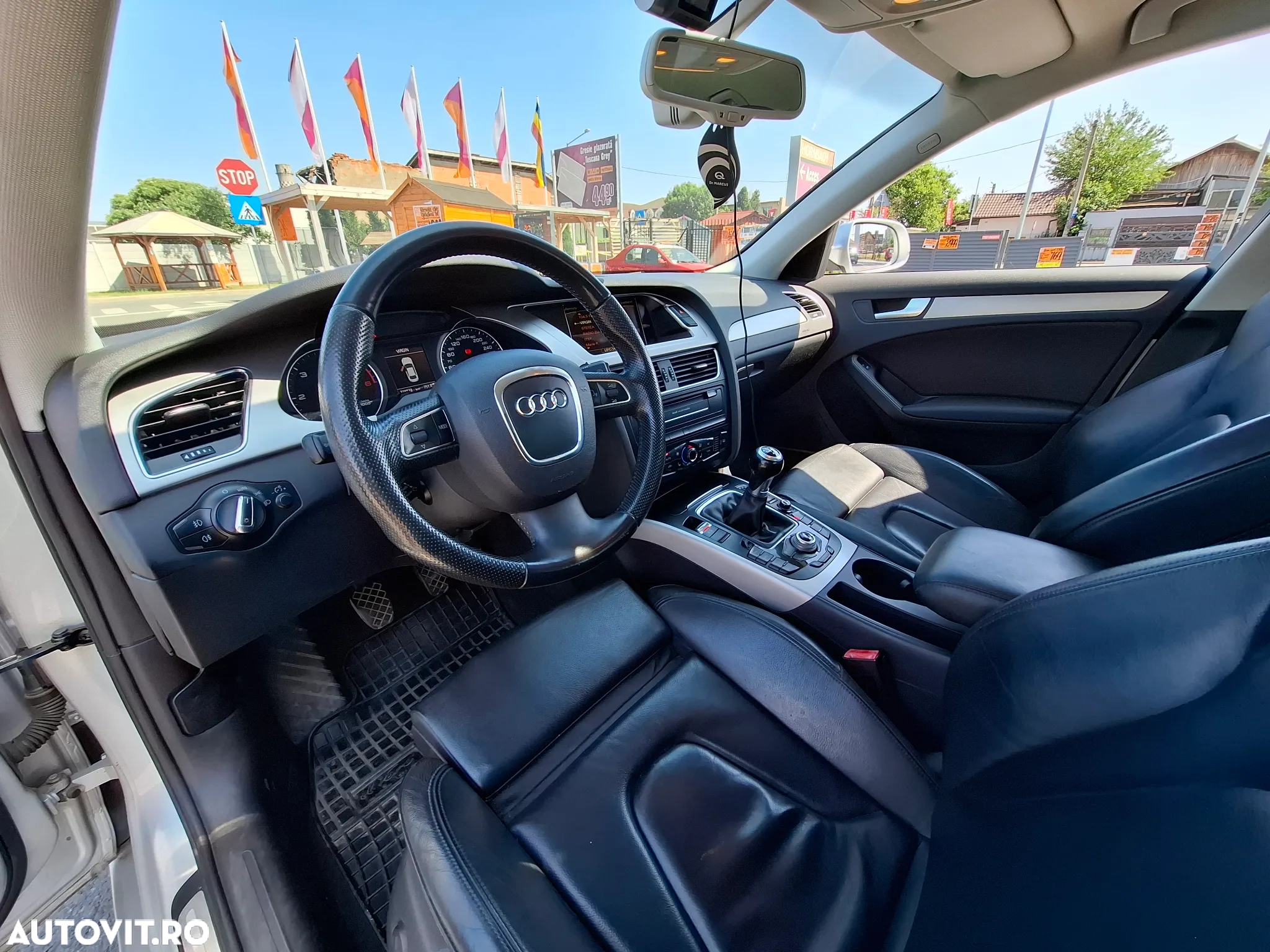 Audi A4 2.0 TDI B8 - 17