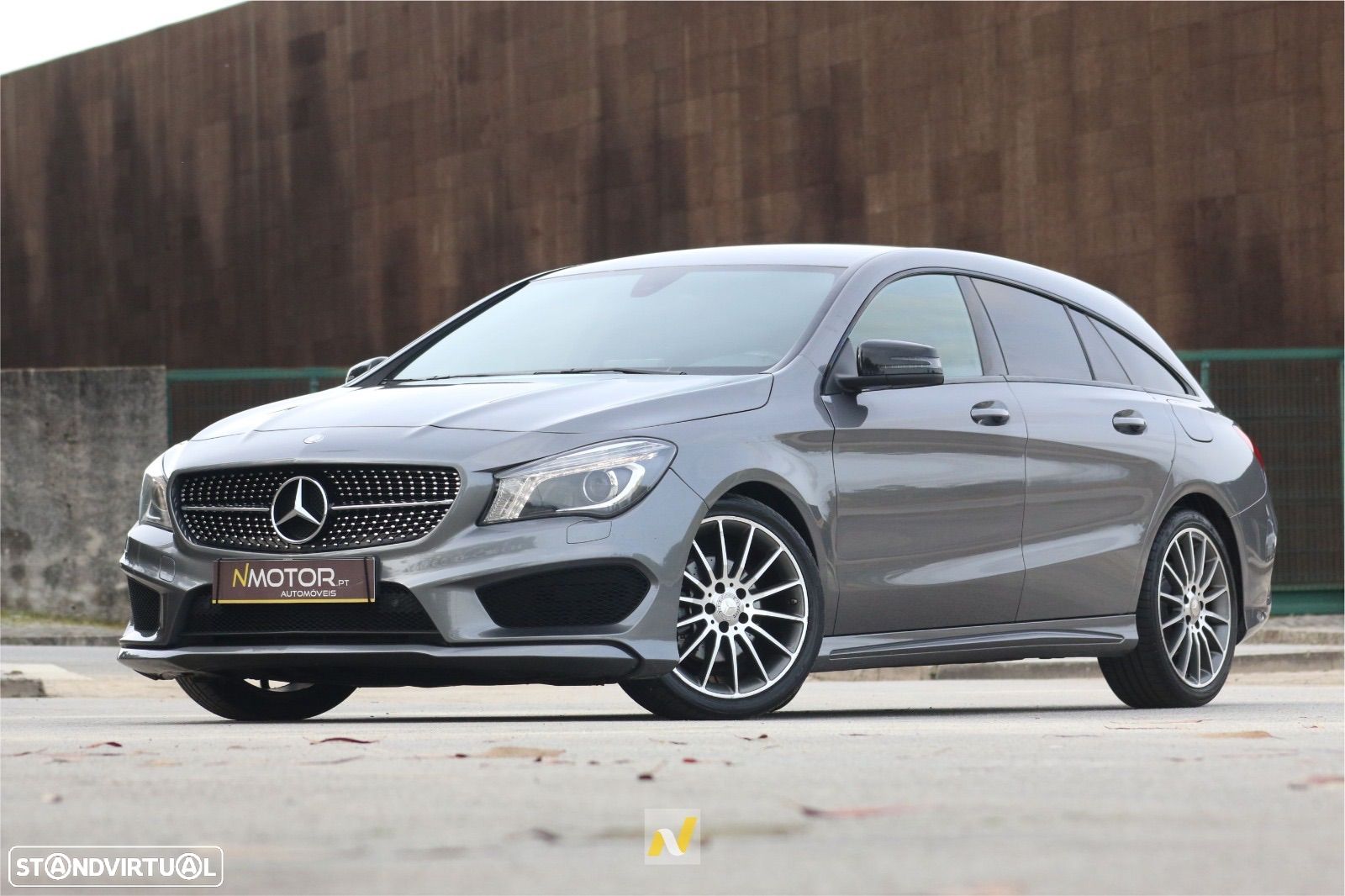 Mercedes-Benz CLA 200 d Shooting Brake AMG Line - 1