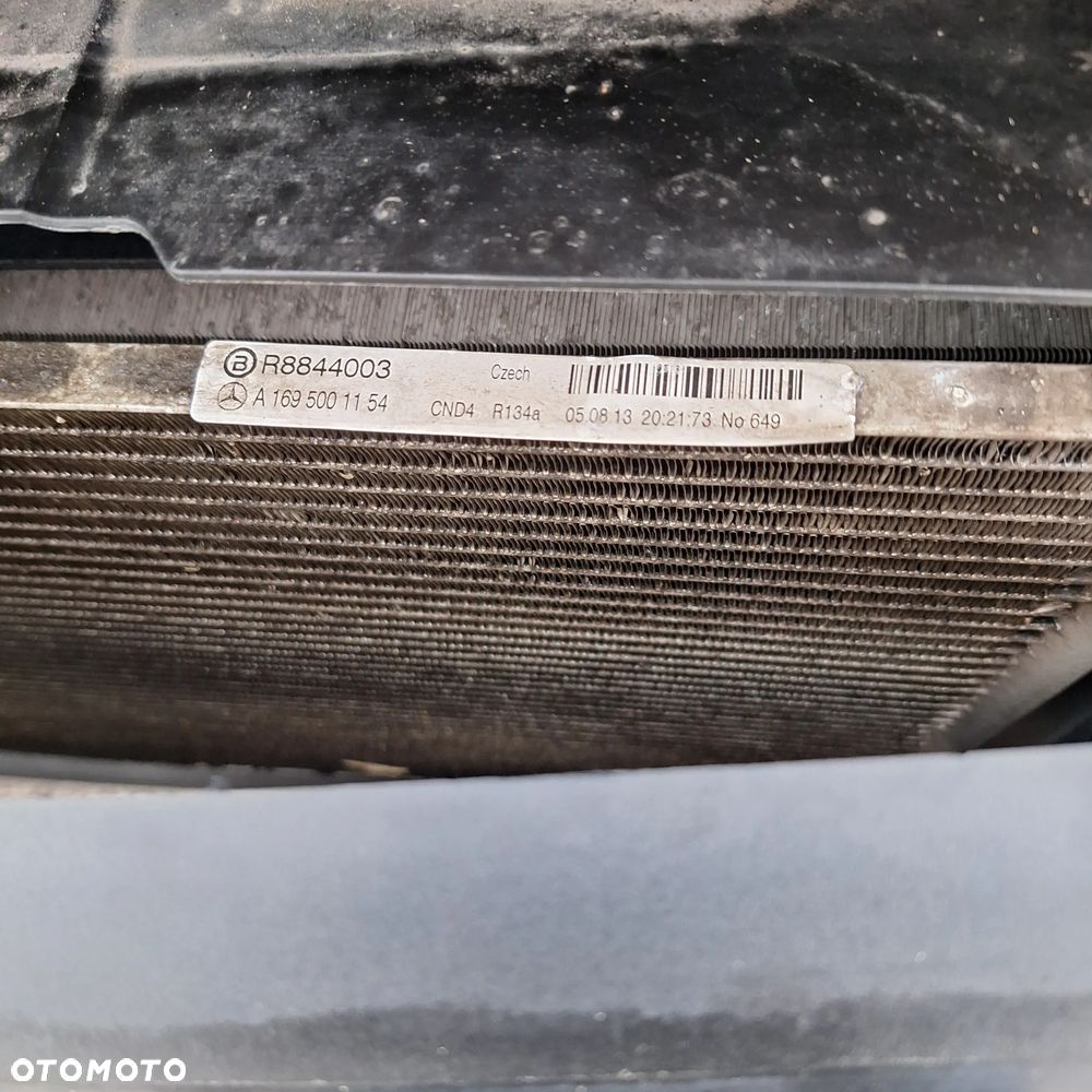 Mercedes-Benz Klasa A 160 BlueEFFICIENCY - 19