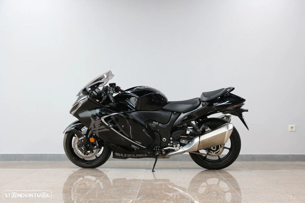 Suzuki GSX Hayabusa - 2