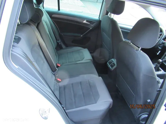Volkswagen Golf VII 1.6 TDI BMT Comfortline - 11