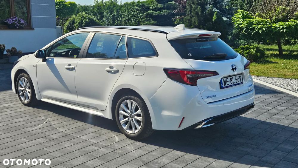 Toyota Corolla 1.8 Hybrid Comfort - 19