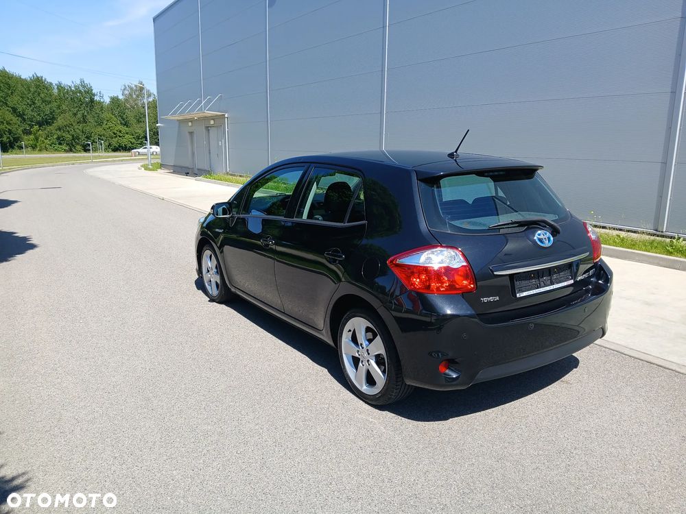 Toyota Auris - 4