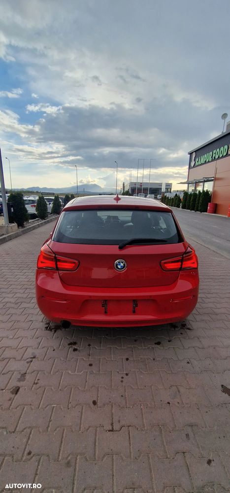 BMW Seria 1 116i - 6