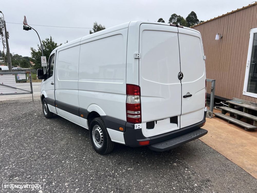 Mercedes-Benz sprinter 210 cdi van deduz iva para empresas - 4