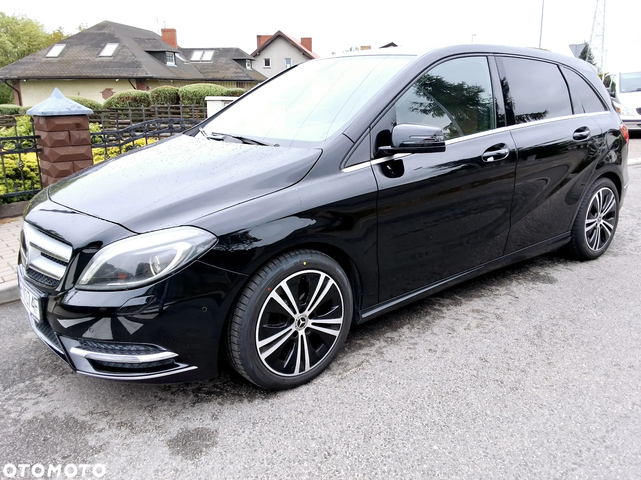 Mercedes-Benz Klasa B 180 CDI 7G-DCT - 40