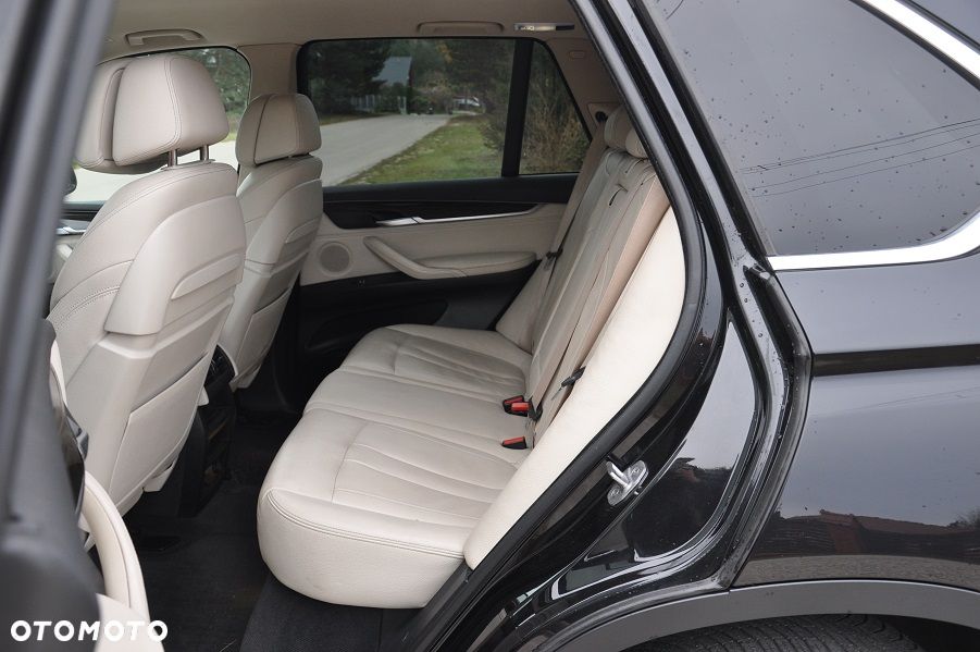 BMW X5 xDrive25d - 14