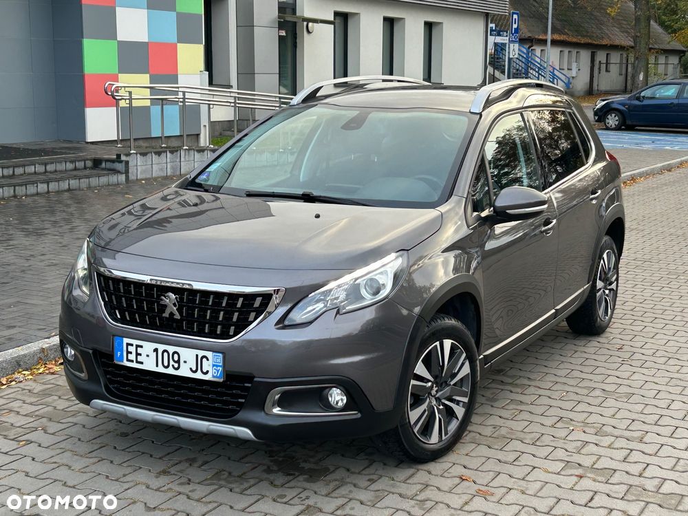 Peugeot 2008 1.2 Pure Tech Allure S&S - 2