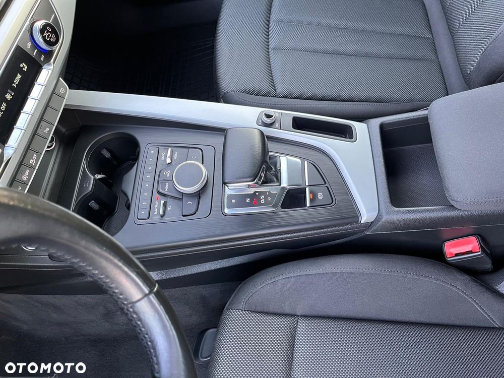Audi A4 Avant 2.0 TDI S tronic quattro - 37