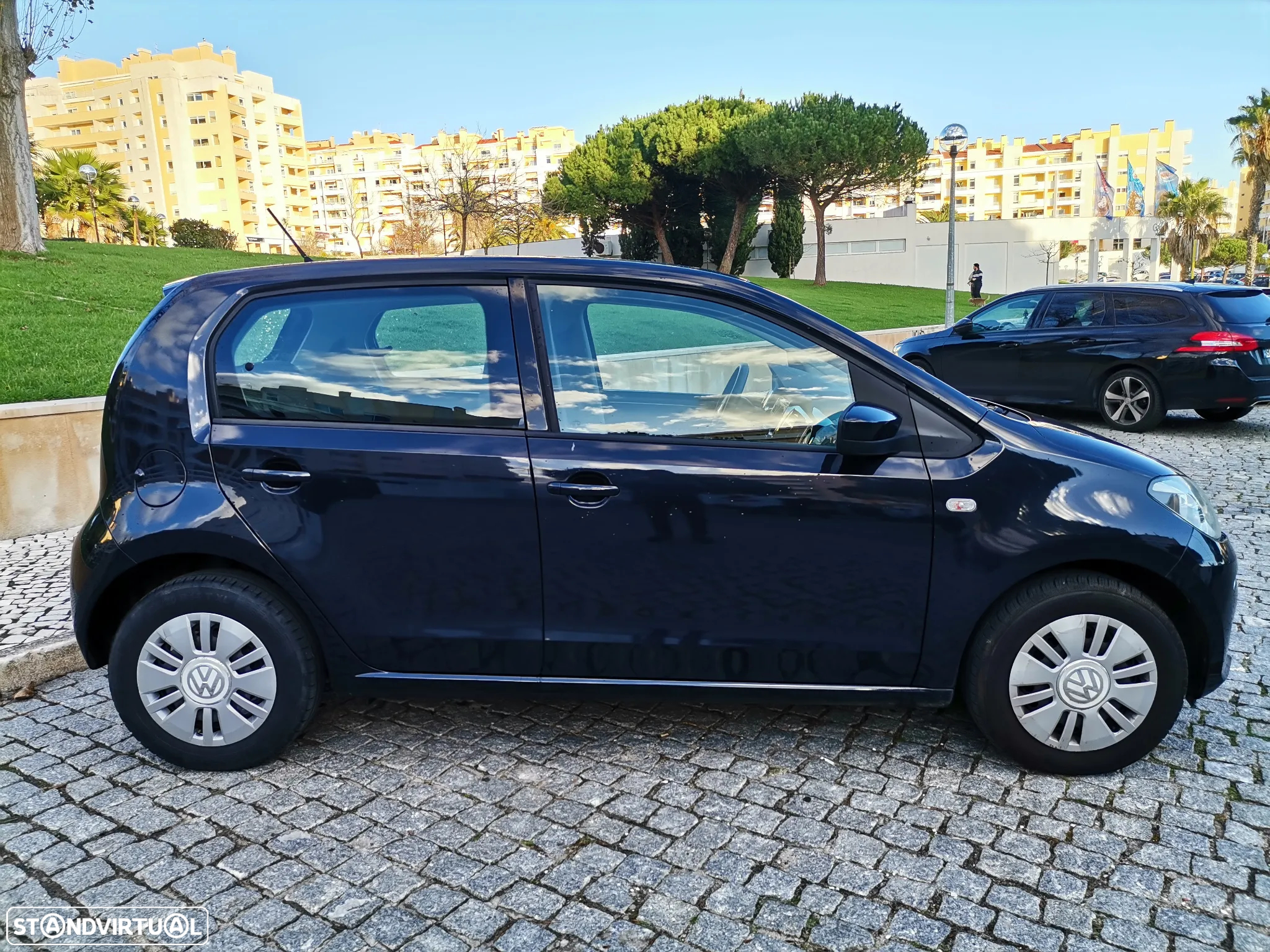 VW Up! 1.0 Move Auto - 4
