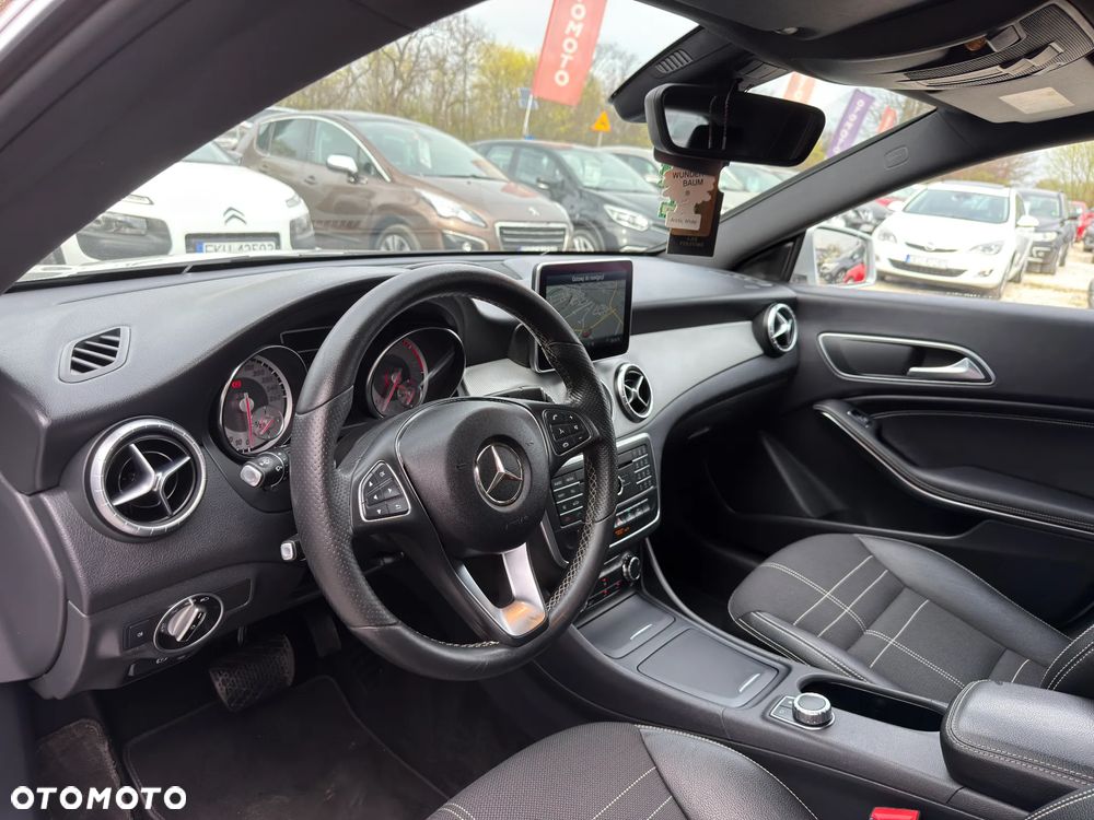 Mercedes-Benz CLA 200 d 7G-DCT - 7