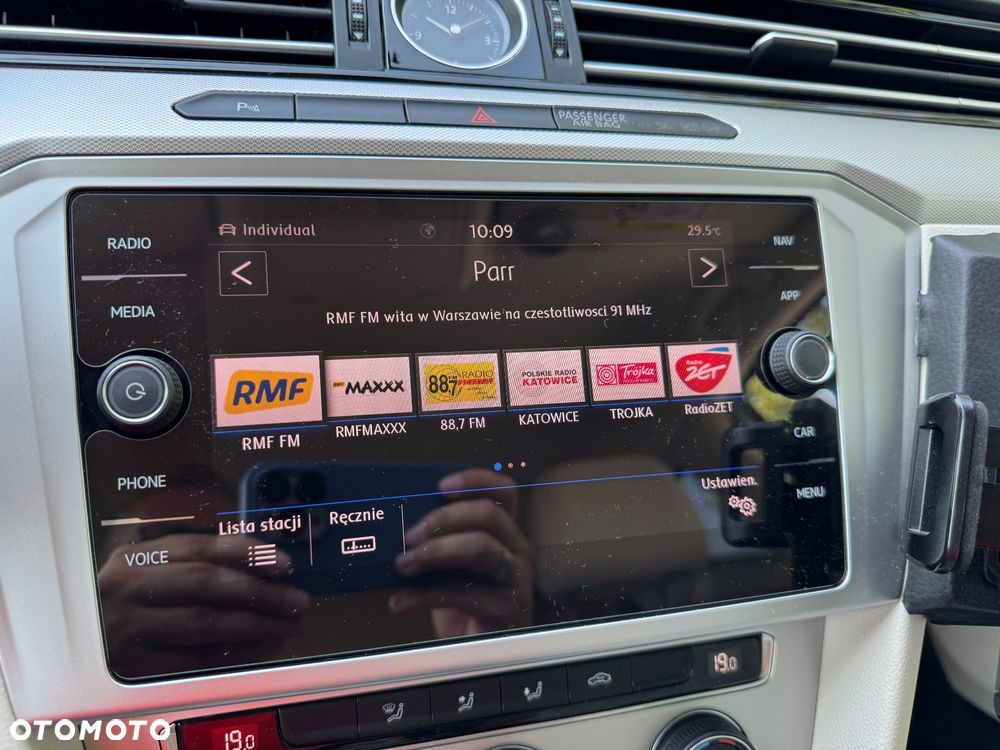 Volkswagen Passat 2.0 TDI SCR Comfortline - 26