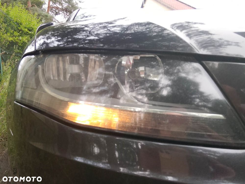 Audi A4 Avant 2.0 TDI - 10