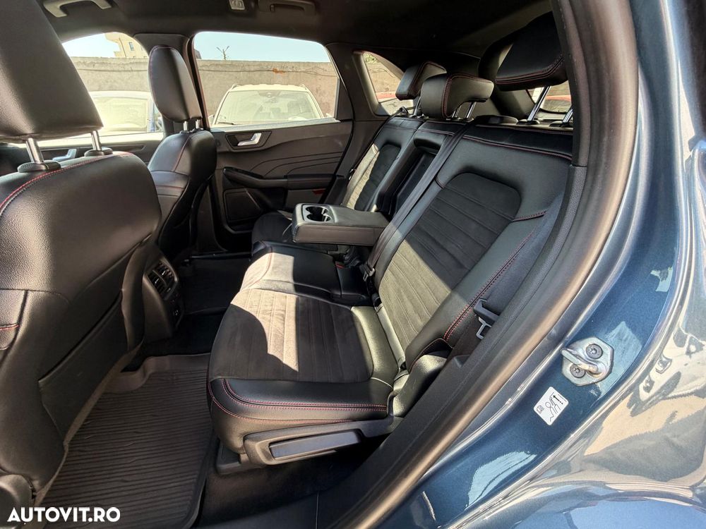 Ford Kuga 2.5 Duratec PHEV ST Line X - 23
