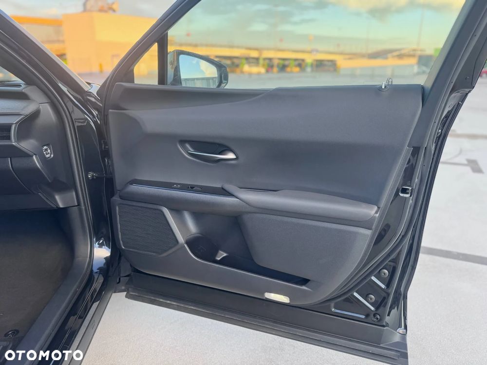 Lexus UX 200 GPF Elegance 2WD - 26