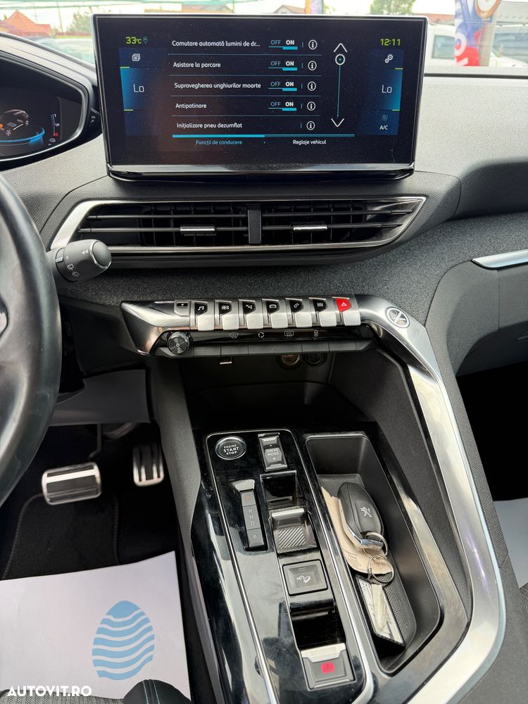 Peugeot 3008 PHEV EAT8 4X4 GT Pack - 27