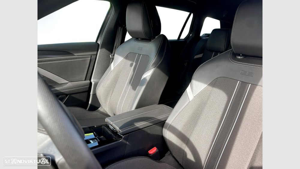 Opel Astra 1.2 T GS Line Aut. - 12
