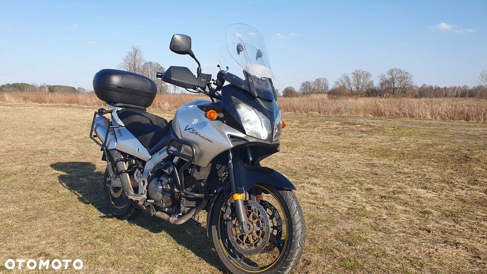 Suzuki V-STROM - 11