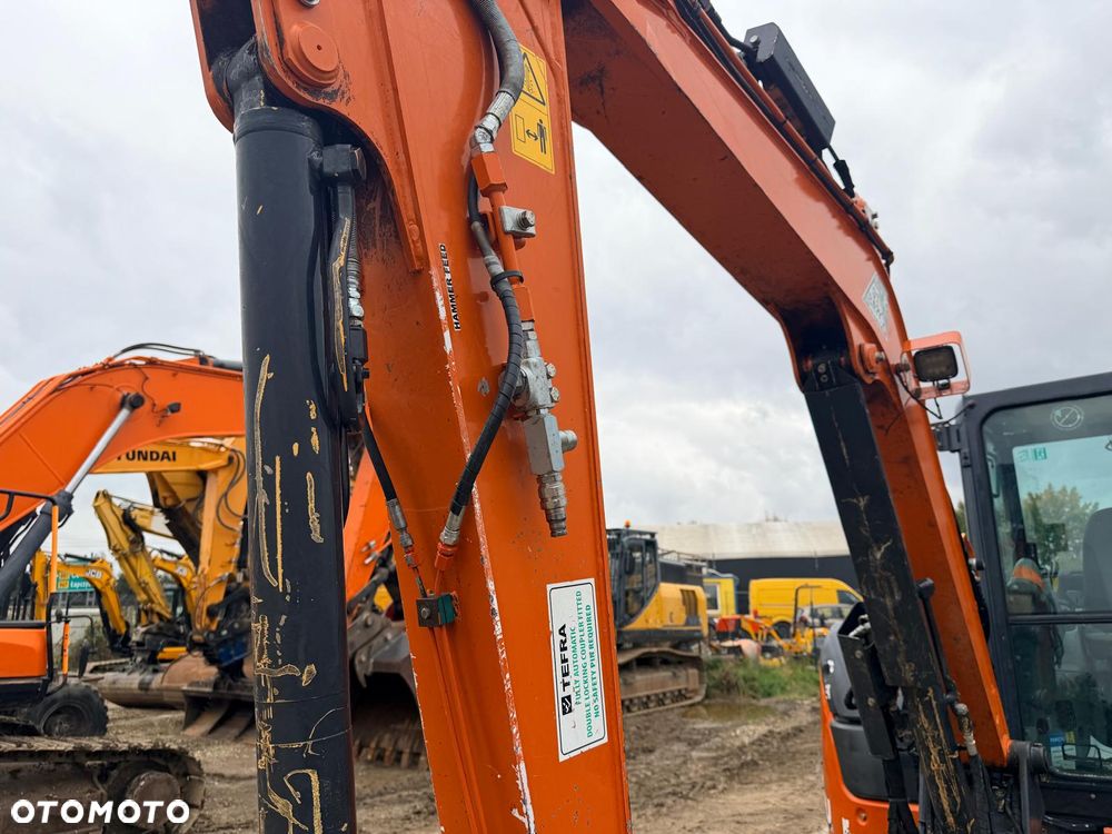 Hitachi ZX48U-6 - 5