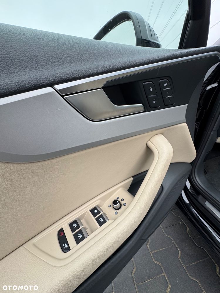 Audi A4 Avant 35 TFSI S tronic - 14