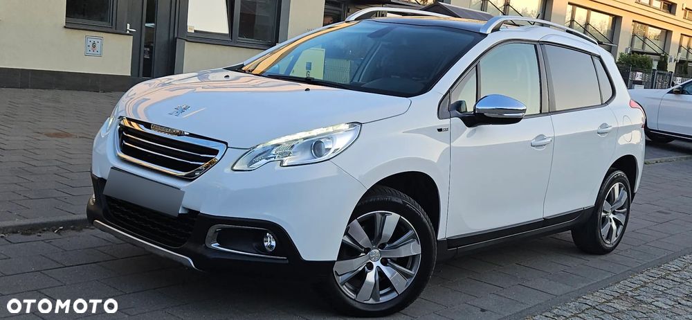 Peugeot 2008 1.2 Pure Tech Style S&S - 16